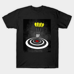 Dartboard Dart Player With Darts Arrows T-Shirt